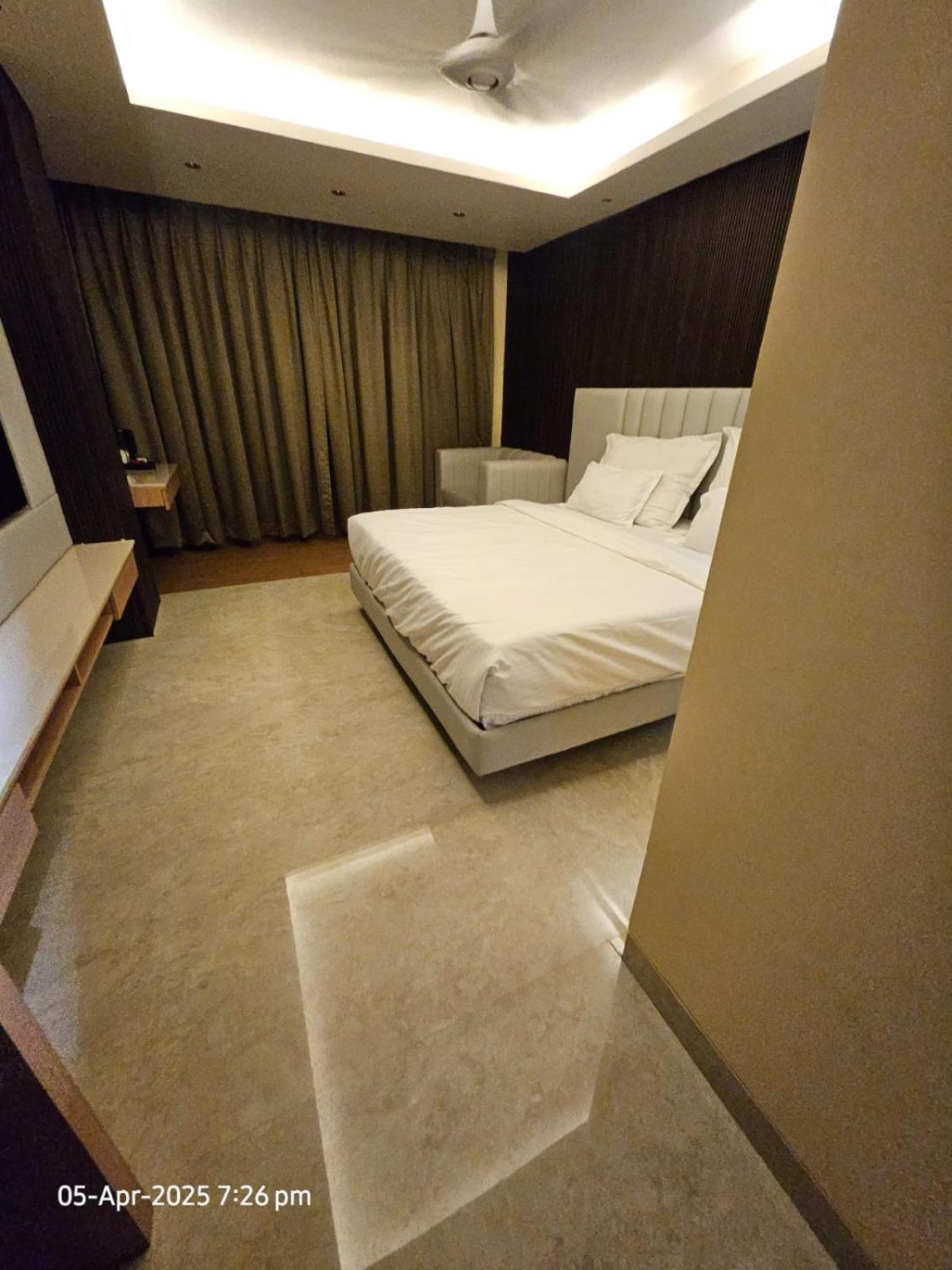 The Grand Suncity Hotel & Resorts Bhopal Bagian luar foto